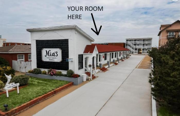 Mia'S Boutique Hotel Nags Head Room photo